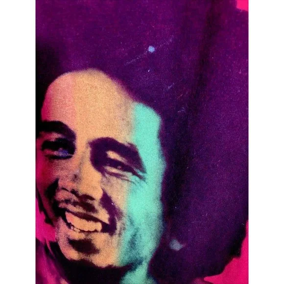 Vintage Bob Marley Rare Concert Shirt￼ Rock Icons Retro Red T-Shirt Size Medium - Picture 3 of 14